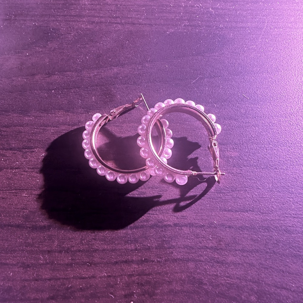 Pearl gold plated earrings